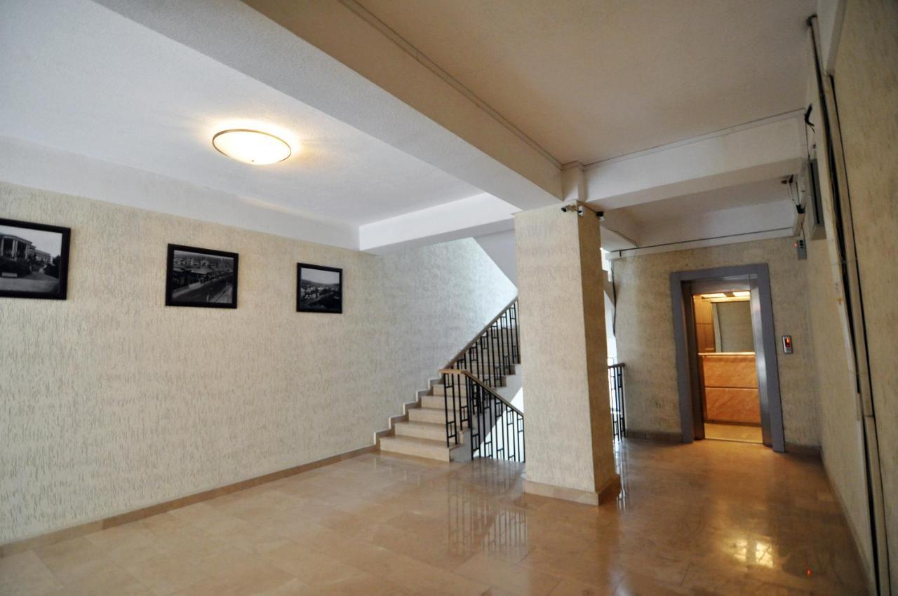The Grand Apartment Тбилиси Екстериор снимка